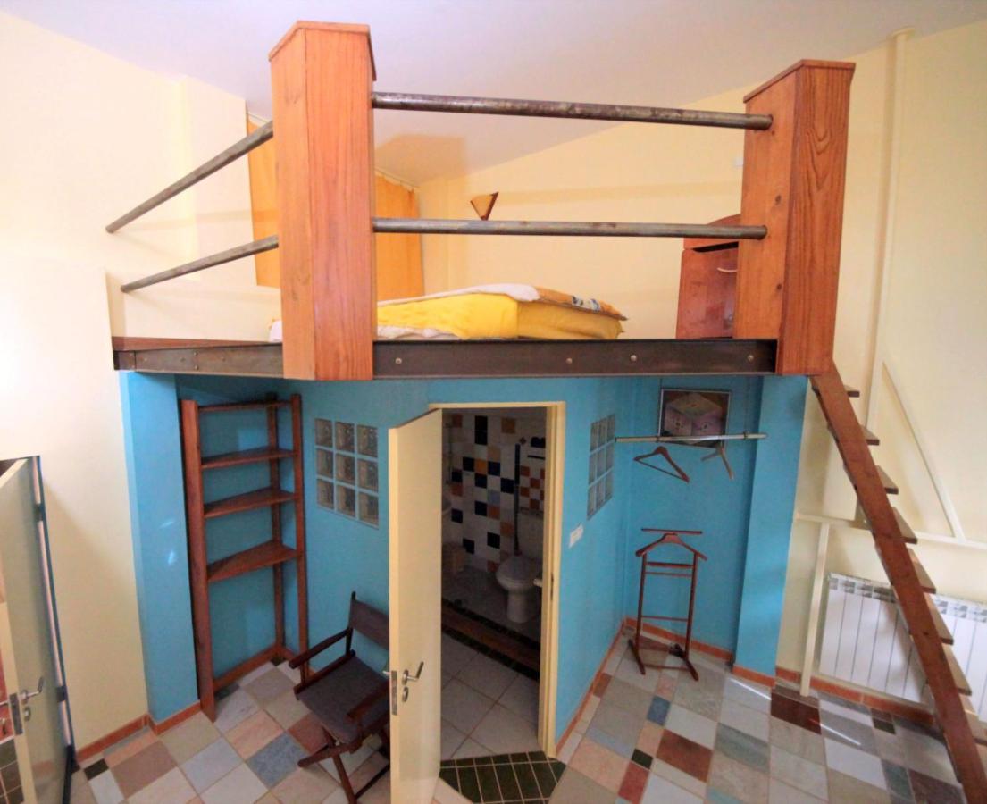 Casa 3 Aguias Bed and Breakfast Αβέιρο Δωμάτιο φωτογραφία