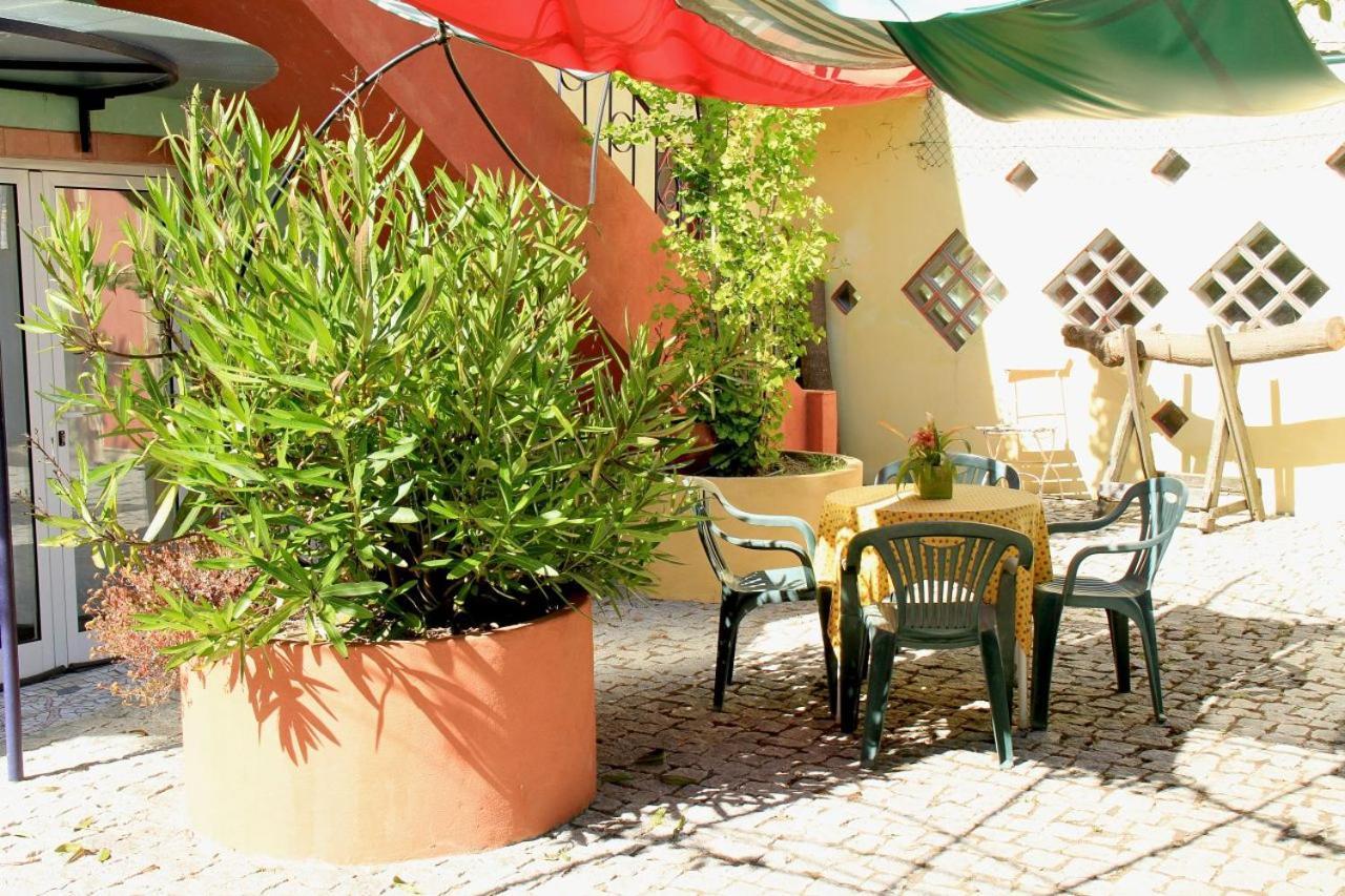 Casa 3 Aguias Bed and Breakfast Αβέιρο Δωμάτιο φωτογραφία